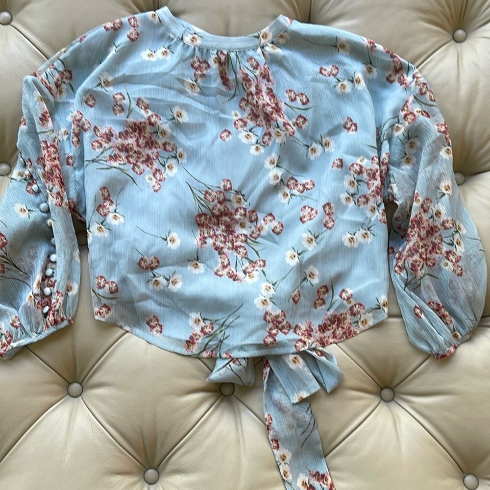 FiveSeventyFive Floral Blue Blouse with Open Back